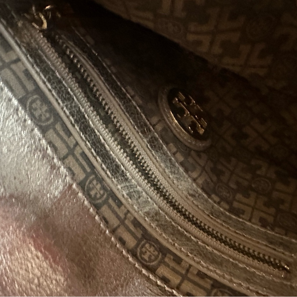 Tory burch clutch - Picture 2 of 5